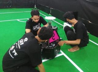 Senangnya Wako Rudi Politeknik Batam Juara Bikin Robot