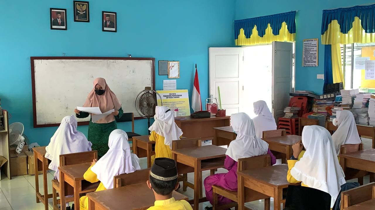 Hari Pertama PTM di SMP 2 Karimun, Kepsek: Siswa Sudah Rindu SekolahÂ 