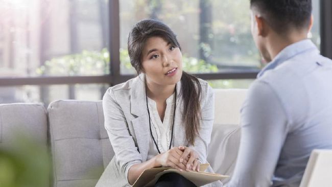 Sering Dianggap Sama, Kenali Perbedaan Antara Psikiater dan Psikolog