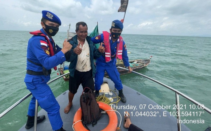 Hilang Kontak saat Melaut, Nelayan Karimun Hanyut ke Perairan Batam