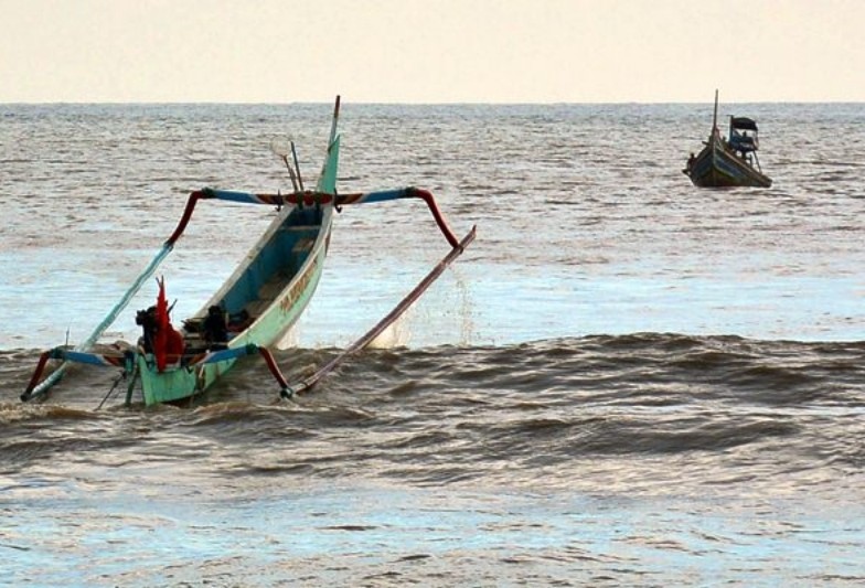 Duh, Nelayan di Riau Kesulitan Dapatkan BBM untuk Melaut
