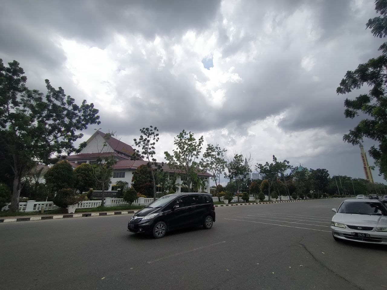 Batam Diguyur Hujan, Cek Pantauan Cuaca Hari Ini dan Besok