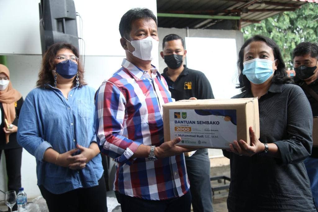 BP Batam Salurkan 2.000 Paket Sembako untuk Masyarakat
