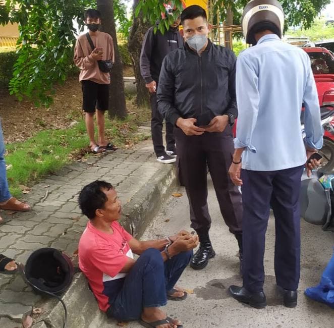 Pencuri Terciduk Bawa Kabur Tenda Kedai Nasi Padang di Batam Center