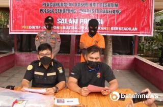 Ayah di Batam Cabuli Anak Kandung, Borgol dan Kondom Jadi Barang Bukti