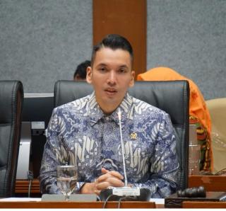 Anggota DPR Kadafi Minta Afirmasi Sebesar-besarnya untuk Guru Honerer