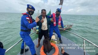 Nelayan Karimun Ditemukan Terombang-ambing di Perairan Batam