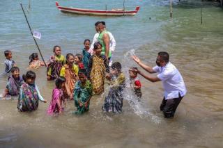 Tradisi Mandi Safar `Ritus` Budaya Kampung Terih yang Perlu Dilestarikan