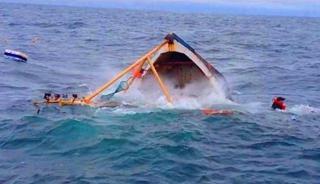 Kapal Bermuatan Pinang dari Selat Panjang Tenggelam Dihantam Badai