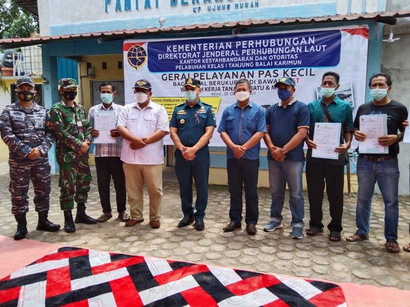 KSOP Karimun Terbitkan 855 Dokumen Pas Kecil Kapal Nelayan