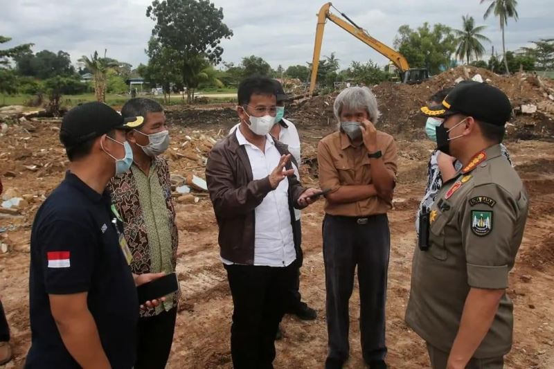 Tiba di Batam, Rudi Langsung Tinjau Penataan Jalan Batubesar