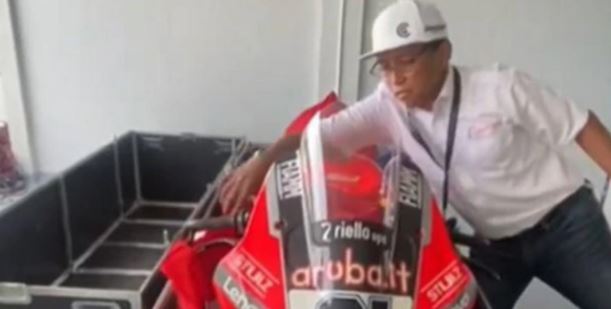 Duduk Perkara Unboxing Motor Ducati di Sirkuit Mandalika