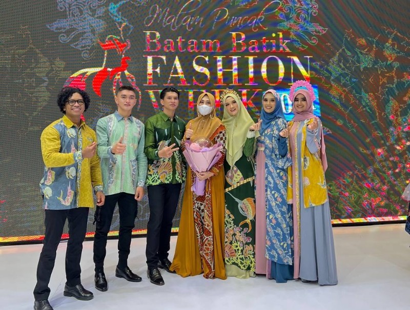 Batik Althafunissa Curi Perhatian di Batam Batik Fashion Week 2021