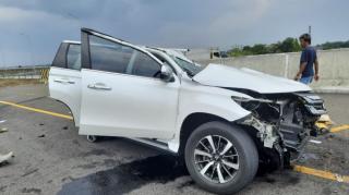 Breakingnews: Artis Vanessa Angel dan Suami Dilaporkan Tewas Kecelakaan di Tol Jombang