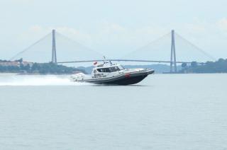 Kapal Cepat Buatan Batam,
