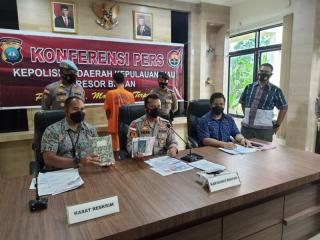 Polisi Ringkus Pengepul Judi Sie Jie di Bintan, Untung Jutaan Rupiah Tiap Bulan