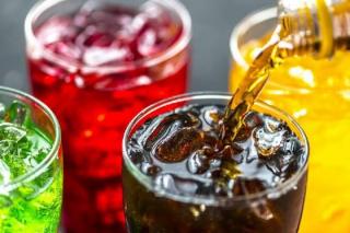 Jangan Sering Konsumsi Minuman Ini Agar Tak Cepat Tua