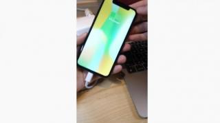 iPhone Pakai USB-C Pertama Dijual di e-Bay Seharga Rp 1,22 M