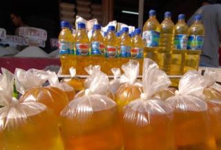 Minyak Goreng Curah Dilarang Dijual Mulai 1 Januari 2022
