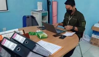 Jaksa Sita HP dan Komputer Usai Geledah Puskesmas Seilekop Bintan
