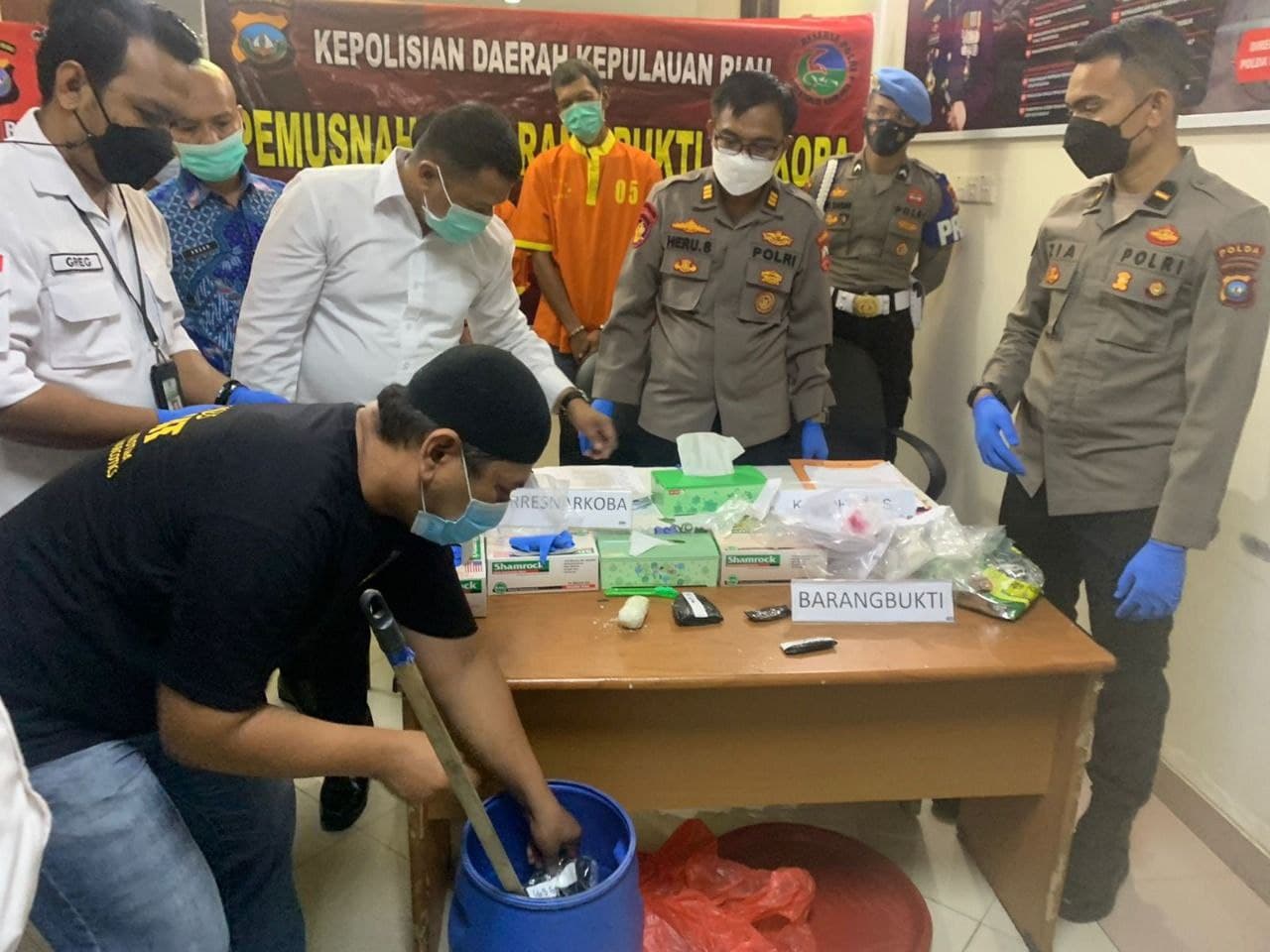 Polda Kepri Rebus 1,6 Kg Sabu-sabu