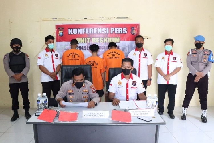 Polsek Daik Lingga Ringkus Tiga Pria Curi Kabel Optik Milik PLN