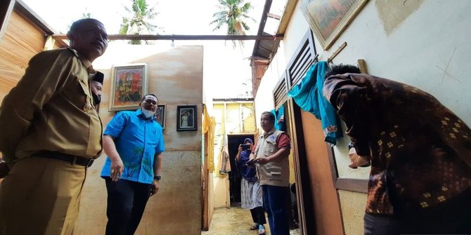 Angin Puting Beliung Rusak 47 Rumah di Pariaman Sumbar