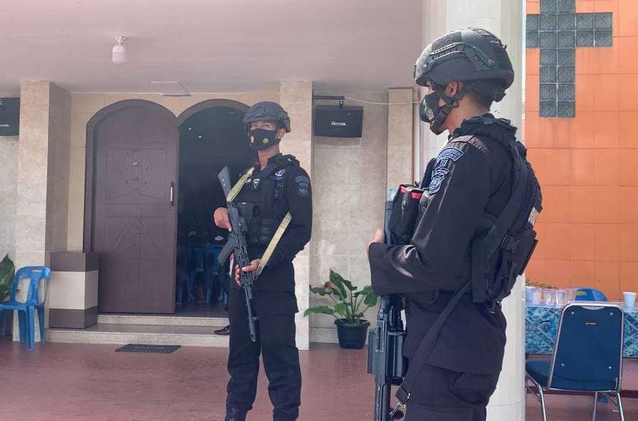 Aparat Jaga Ketat 42 Gereja di Karimun saat Natal dan Tahun Baru