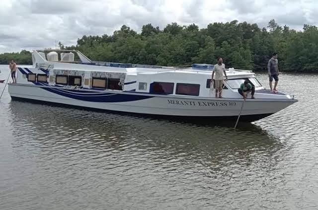 Premium Diganti Pertalite Picu Kenaikan Harga Tiket Speedboat di Meranti