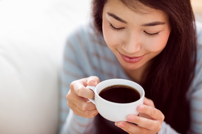 Efek Minum Kopi, Bikin Sakit Kepala atau Justru Mengobatinya?