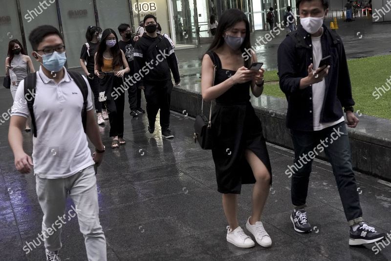 Pekerja di Singapura yang Belum Vaksinasi Corona Dilarang Ngantor