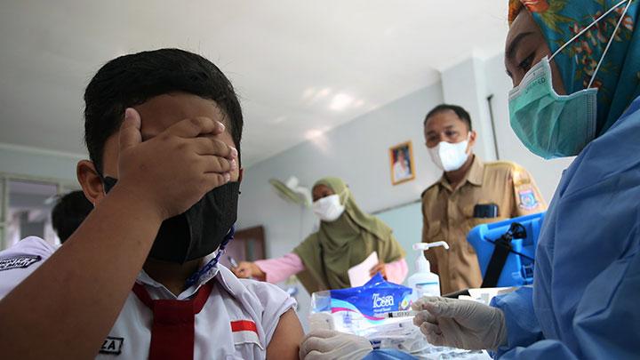 Begini Efek Samping Vaksin Pfizer ke Anak