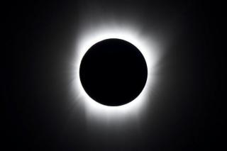 Gerhana Matahari Total 4 Desember, Bisa Dilihat dari Indonesia?