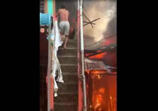 Jago Merah Hanguskan Rumah di Bengkong Indah Batam