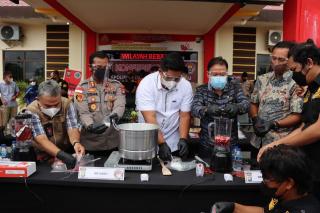 Plt Bupati Bintan Roby Kurniawan 