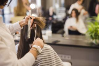 Gadis di Batam Nyaris Diperkosa di Salon Kecantikan