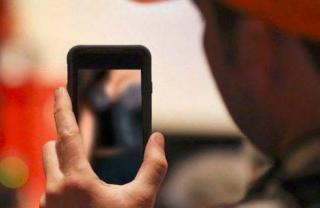 Dinas P3AP2KB Kepri: Ponsel Picu Kekerasan Seksual Pada Anak