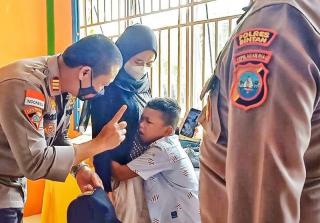Serba-serbi Vaksinasi Anak di Bintan: Adek Gak Mau, Sakit!