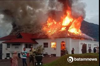Diskominfo Natuna Terbakar, Kadis Pesimis Dokumen Penting Selamat
