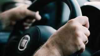 Polisi Cari Driver Grab yang Lecehkan Penumpang Wanita Gegara Muntah