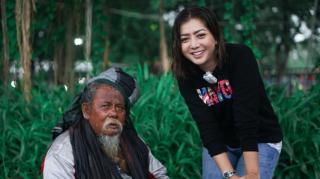 Mantan Pramugari Ini Jatuh Cinta dengan ODGJ