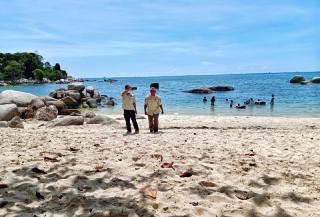 Pantai Trikora Bintan Tetap Buka saat Akhir Tahun, Pengunjung Dilarang Berenang