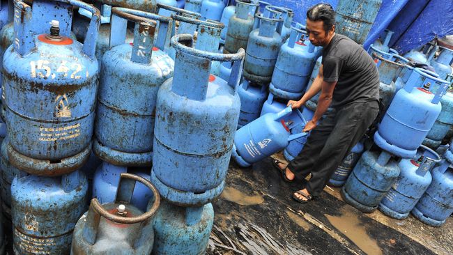 Harga Gas Elpiji 12 Kg Bikin Ibu-Ibu Pusing, Naiknya Sampai Segini
