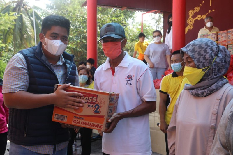Baksos Vihara Dharma Shanti Tanjunguban Sasar Panti Asuhan-Ponpes