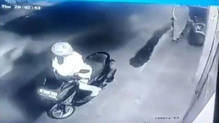 WN Singapura Ditangkap Usai Bawa Kabur Sepeda Motor Pinjaman di Batam