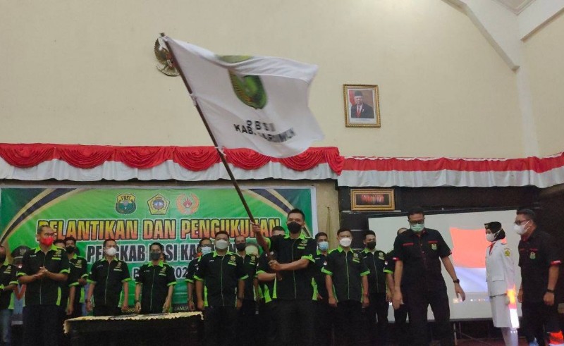 Bripka Om Kenedi Resmi Nakhodai PBSI Karimun