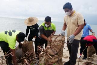 Bupati Roby Gelar Aksi `Plogging Day` Apa Itu?
