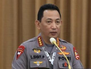 Petugas PCR Bandara Terpapar Omicron, Kapolri Minta Perketat Prokes
