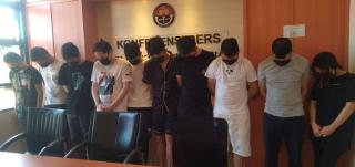 10 WNA China Peras Pejabat Negara Mereka dengan Video Call Sex dari Batam
