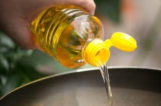 Mendag Mau Tambah Kuota Minyak Goreng Rp 14 Ribu Jadi 2,4 Miliar Liter
